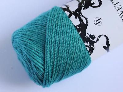 372 - Peacock