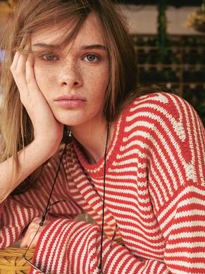 2504 NR. 2 - CLEO SWEATER & SKIRT